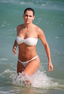 Estas fotos são de um tempinho, mas mostram a maravilhosa atriz (em talento...