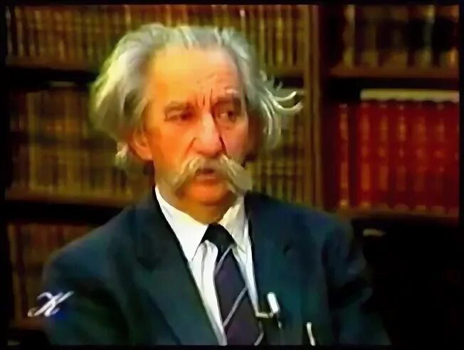 Лотман слушать. Лотман слушать. Лотман слушать. Лотман слушать. Лотман в молодости.