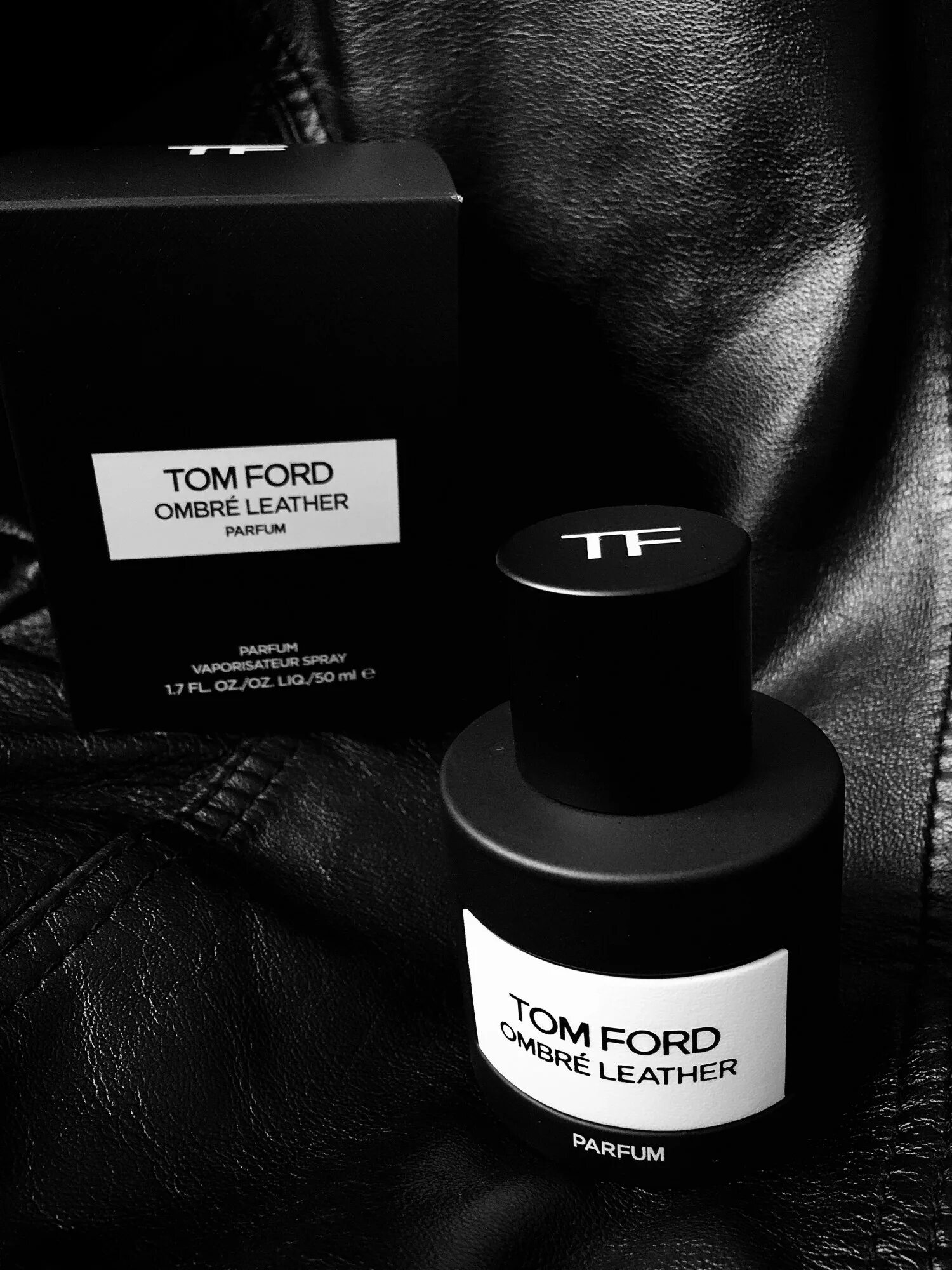 Том форд амбре. Tom Ford Ombre Leather Parfum. Духи том Форд Амбер Лезер. Tom Ford Ombre Leather 2021. Tom Ford Ombre Leather мужские.