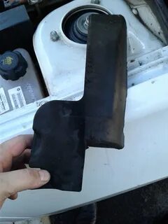 Гранта вода под ковриками