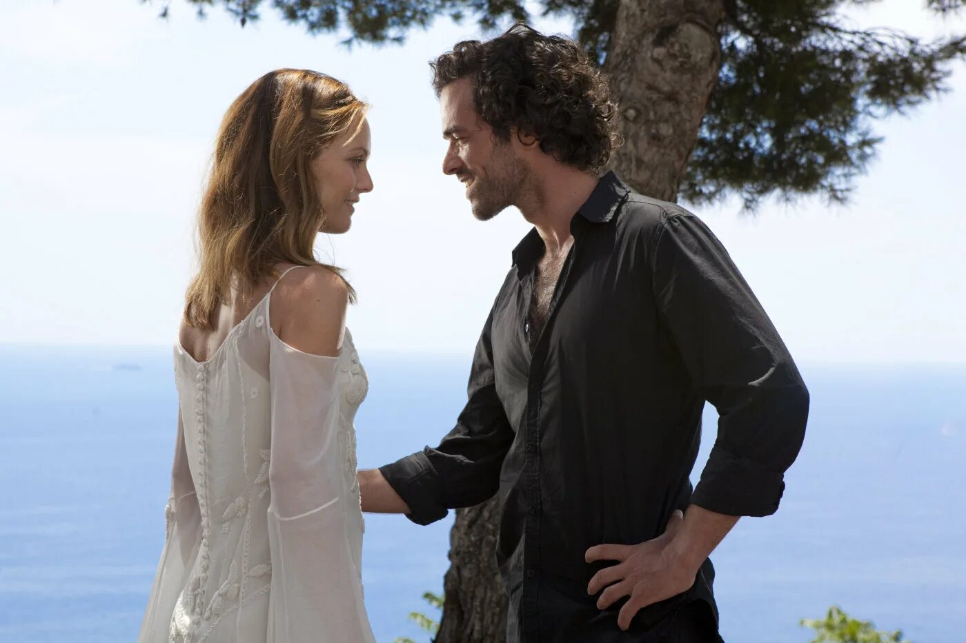 Ромен дюрис сердцеед. Сердцеед фильм 2010. Франсуа дамиенс сердцеед. Ванесса паради сердцеед. Сердцеед фильм 2010.