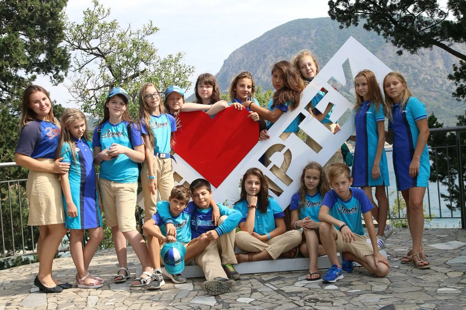 Как попасть в лазурный. Как попасть в лазурный. Лагерь артек в анапе. Лагерь артек отряд лазурный. Лагерь артек отряд лазурный.