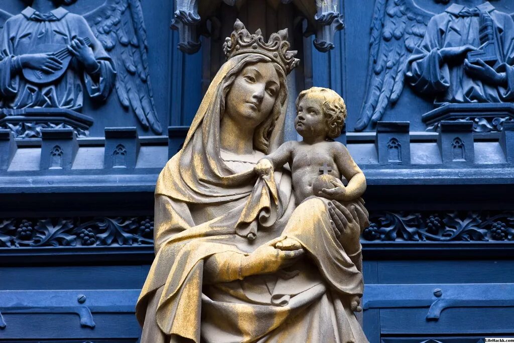 Поклонение деве марии. Культ богородицы в православии. Католицизм культ богородицы. Культ девы марии. Одигитрия ярославская икона.