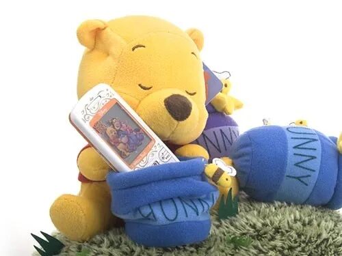 Телефон пухова. Чехол для iphone 11 pro max puffer case. Пианино vtech винни пух. Игрушка обучающий телефон. Vtech игрушки винни пух.