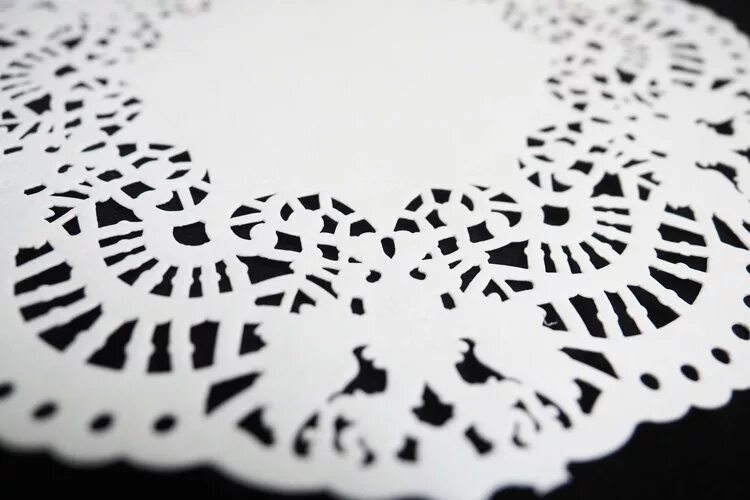 Бумажные ажурные. Салфетка бумажная ажурная д10см 1-сл белая 100 шт. Бумажные ажурные. Салфетки бумажные круглые ажурные. , бум.