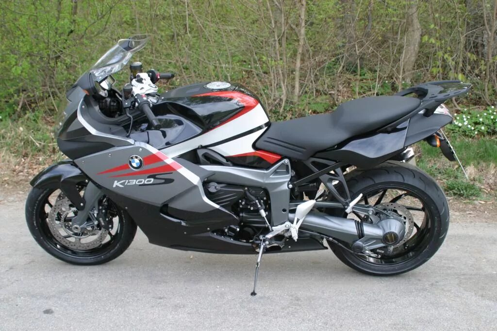 Bmw 1300 s. Bmw k1300s. мотоцикл bmw k1300s. bmw k1300s 2010. bmw k1300s посадка.