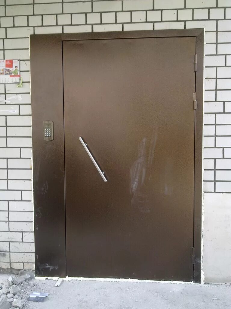 двери входные в подъезд металлические. двери входные в подъезд металлические. дверь подъездная металлическая. дверь металлическая подъездная 1370х2100. двери входные в подъезд металлические.