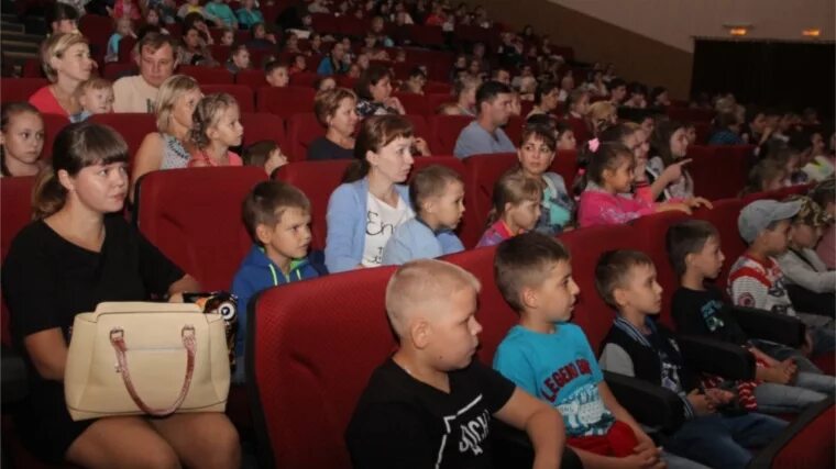 дека химиков новочебоксарск. дк химик кинозал. кинозал новочебоксарск. открылся кинозал новочебоксарск. кинотеатр атол новочебоксарск.