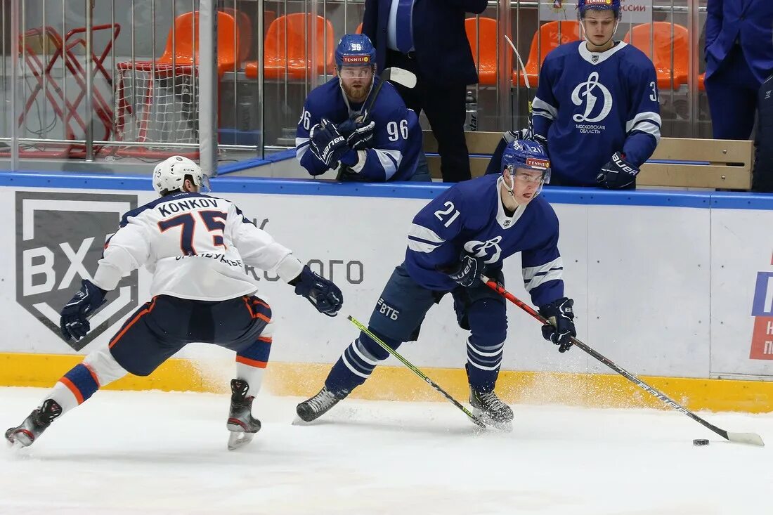 команда южный урал хоккей. носта-южный урал хоккейный клуб. лада урал. южный урал команда орск. урал56.