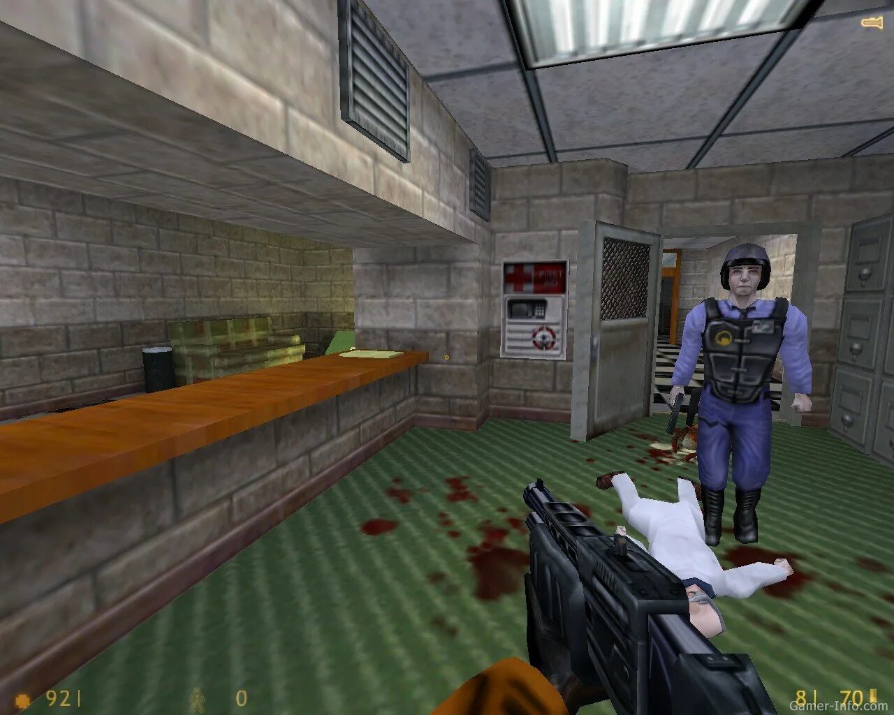 Халф лайф 1 играть. Half Life 1 1998. Half Life 1997.