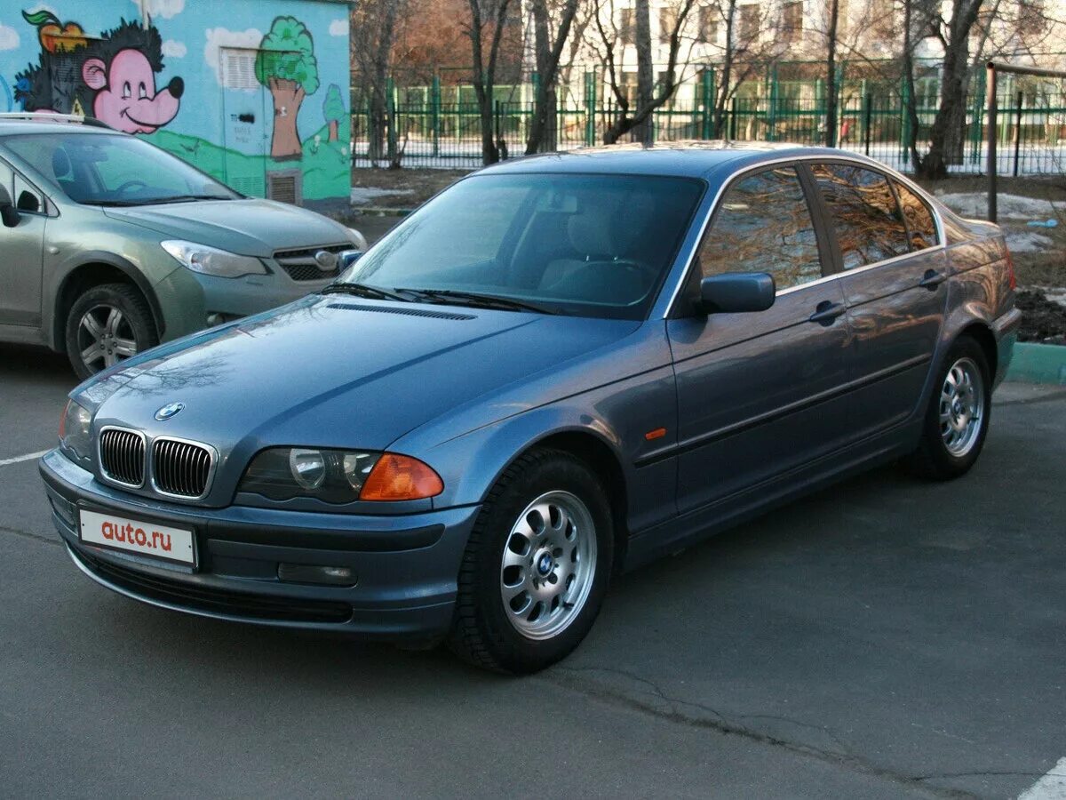 Audi a3 1998. Bmw 3 1998 года. Бмв 3 98 года. Ауди а4 1998. Bmw 3 98 года.