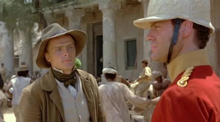 Лунные горы фильм. Спелая гора фильм. Лунные горы фильм. Лунные горы фильм. Кинофильм лунный царь.