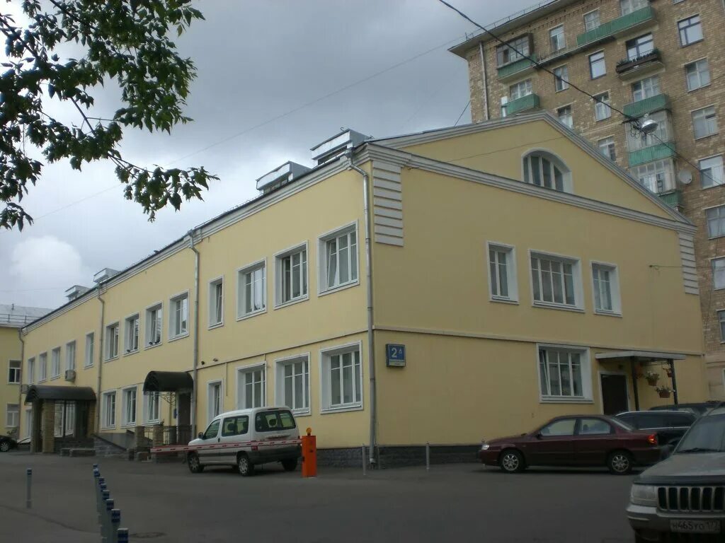 Шмидтовский проезд. Монастырь франциска ассизского москва. монастырь францисканцев в москве. монастырь франциска ассизского москва шмитовский проезд. католический монастырь в москве.