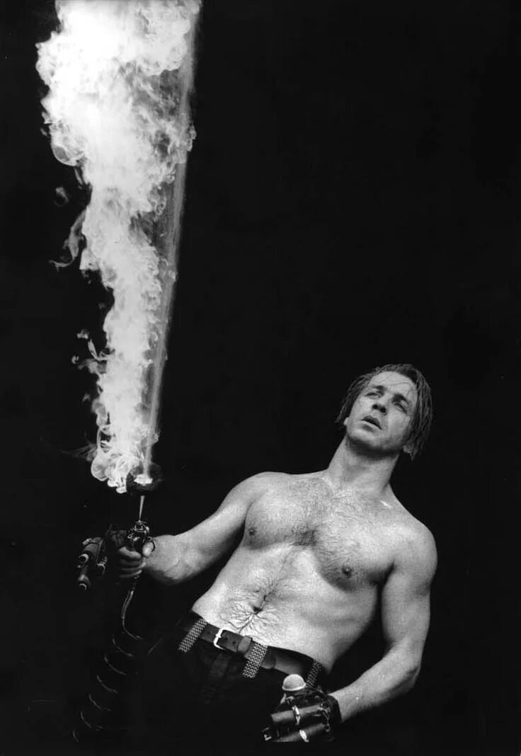 Тиль линдеманн 2025 как выглядит Pin by ŞӇїƝЄ ѺƝ JẴї on ✦ Muzic ✦ Till lindemann, Rammstein, Till