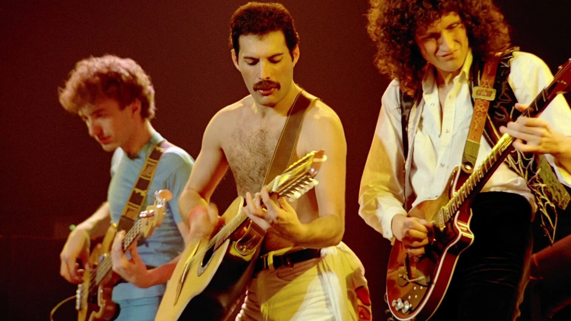 Лучший рок всех времен. Queen Band. Группа Queen 80е. Queen Rock in Montreal фильм 1981. Группа Queen 2000.