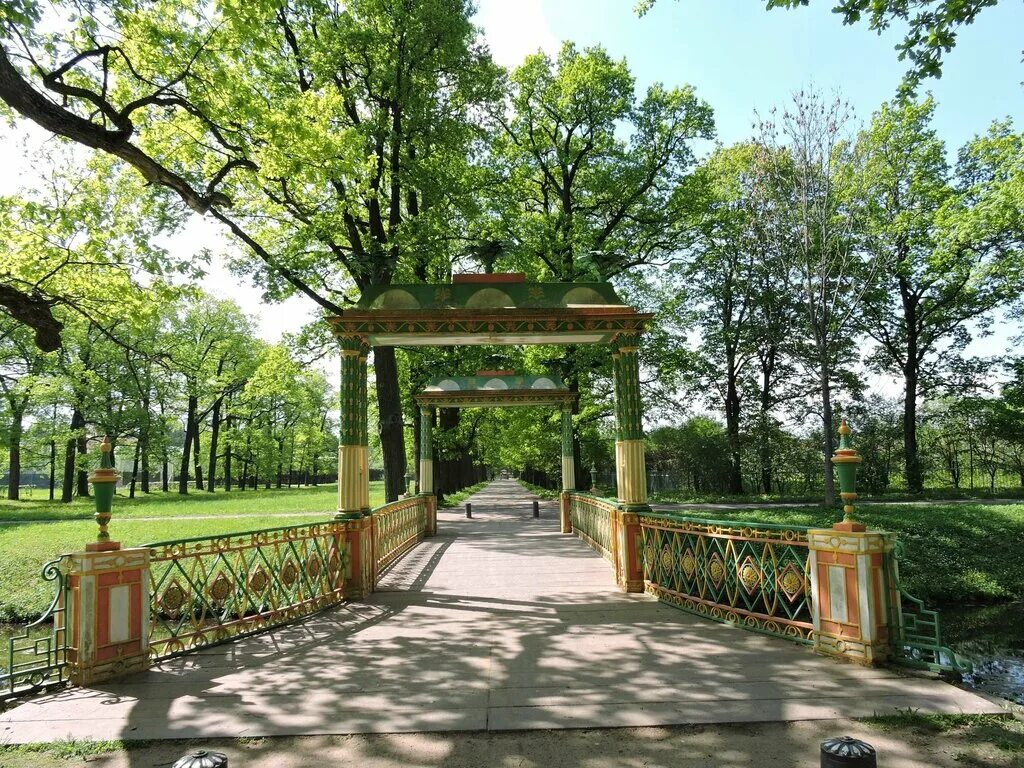 скверы в пушкине. сад екатерининского дворца в пушкине. скверы в пушкине. ансамбль александровского парка царского села. отдельный парк в царском селе.