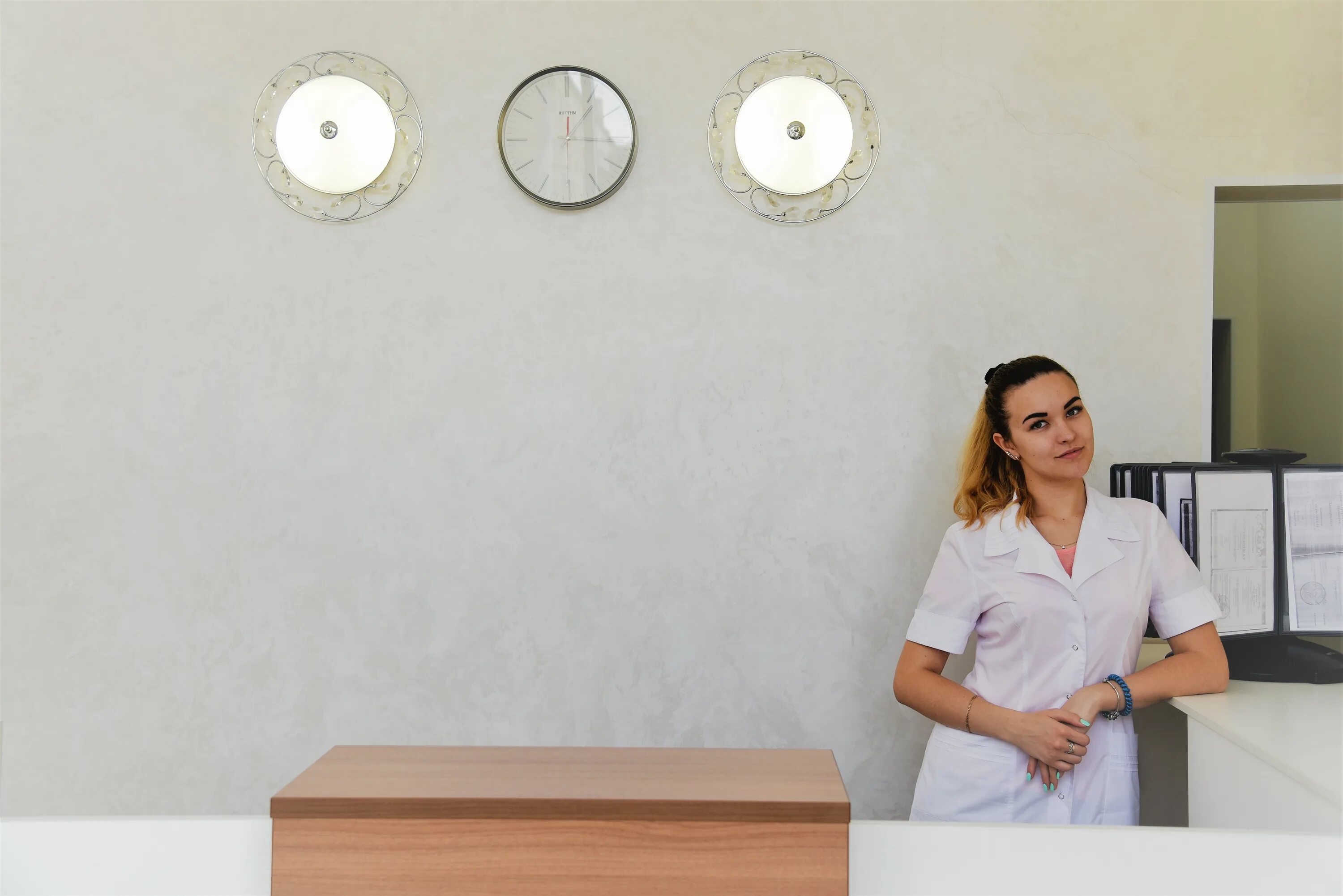 цвет белая жемчужина. жемчуг заставка на телефон. жемчуг вайт белгород. жемчуг стоматология белгород вокзальная. дубовое стоматологический кабинет белгород.