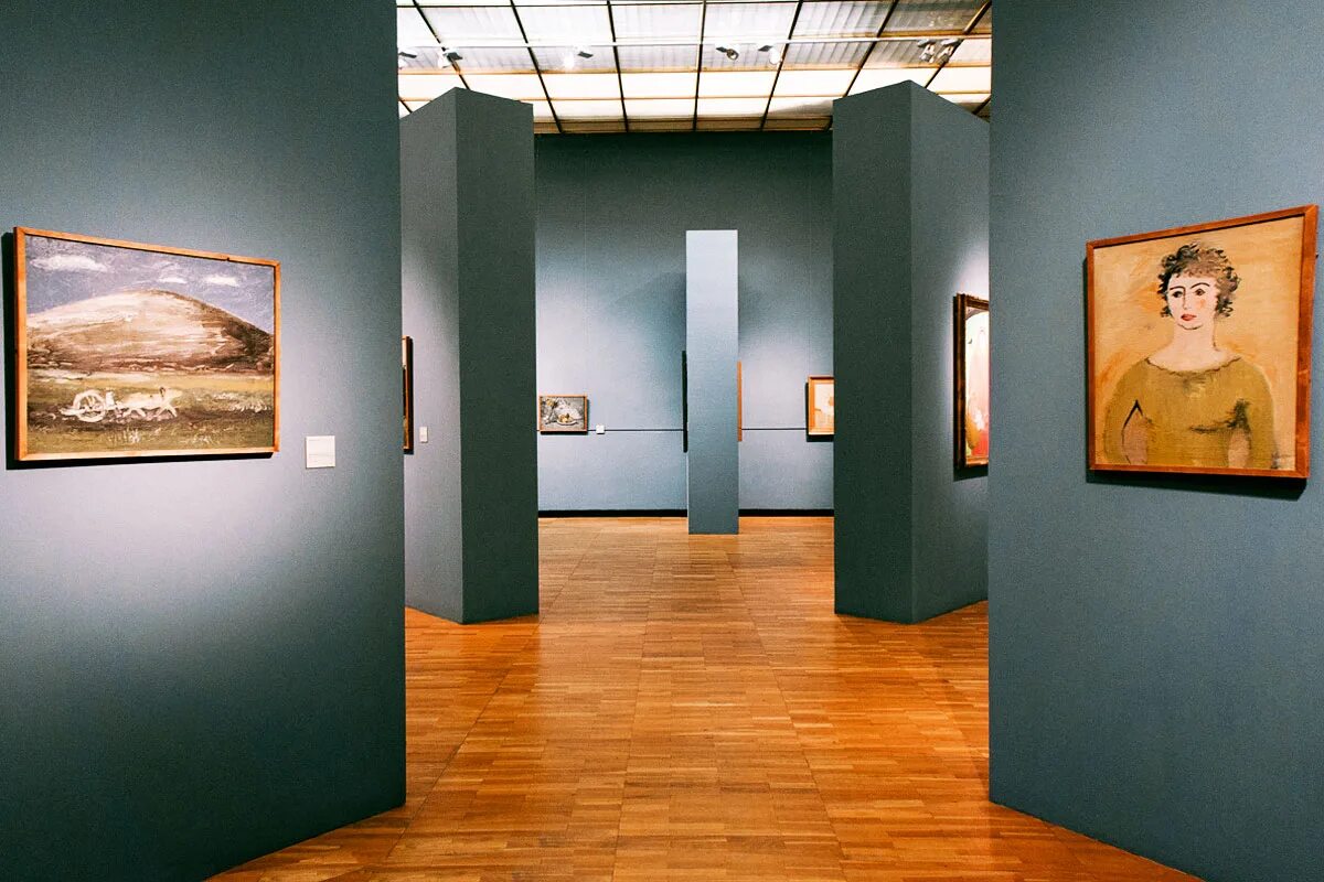 Museum Background Зображення - огляд 427,599 Стокові фото, векторні зображення й