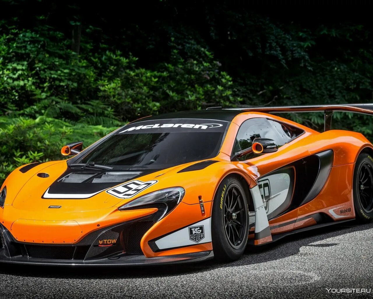 Самые крутые гоночные машины. MCLAREN 720s gt3. MCLAREN 650s. Спорткар Макларен. MCLAREN 650.