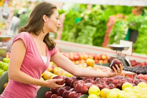 Buying fruits