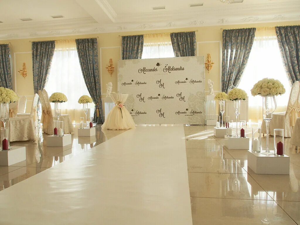 ресторан в дубоссарах. микрофон в ресторане. караоке бендеры. караоке бар микрофон. караоке программа.