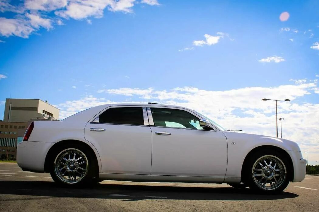 Крайслер 300с ошибки. Крайслер 300с купе. chrysler 300c i белый. chrysler 300c 3.5 at, 2004,. крайслер 300с 3.5.