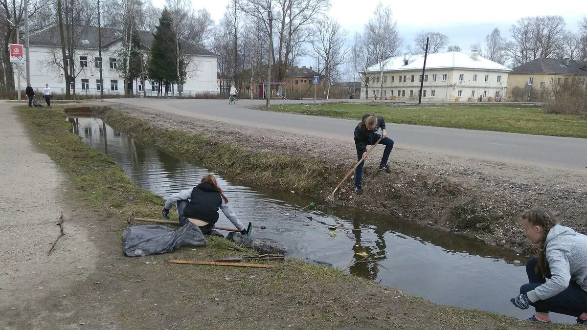 Погода в тесово нетыльском на 10. Тёсово-Нетыльский Тесовский. Тёсово-Нетыльский Новгородская область. Тесово Нетыльский Великий Новгород. Памятники поселка Тесово Нетыльский.