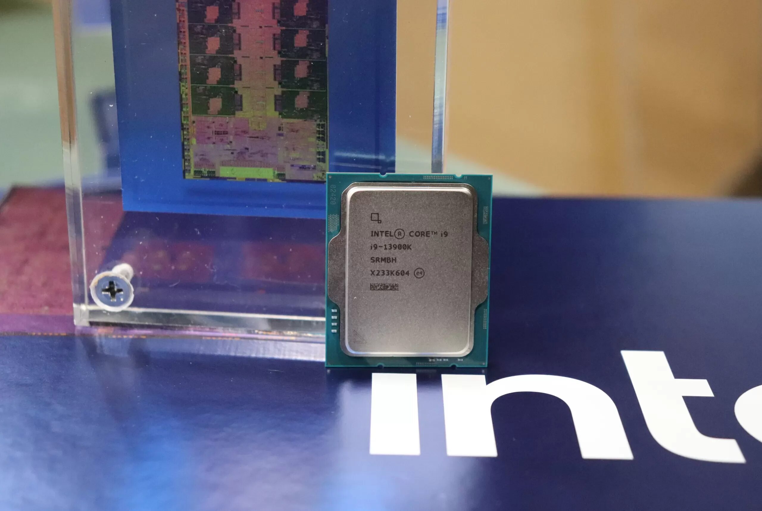 I9 1700. I9 13900k. Процессор i9. Intel Core i9 13900k. Intel Core i9.