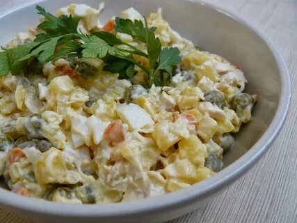 Салат с вареной морковкой и яйцом