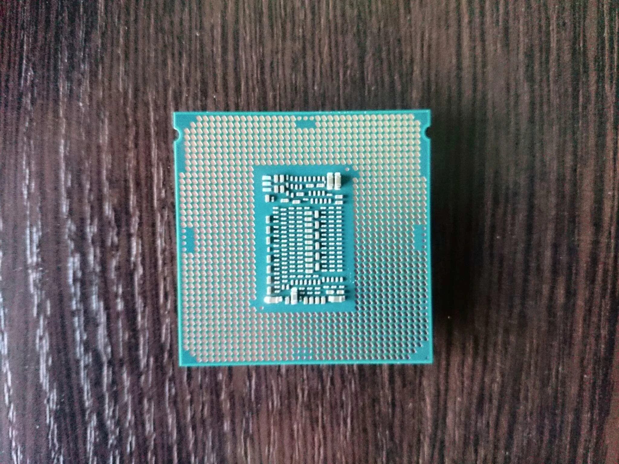 Процессор i5 9400