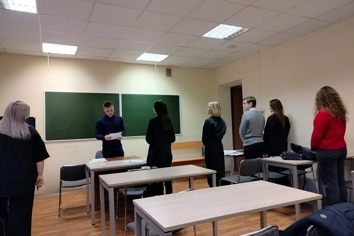 Юургу юридический факультет. Правоведение в школе. Политех юридическое. Политех юриспруденция. Политех курск.