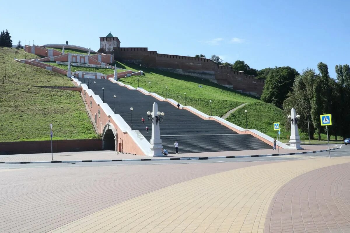 Сколько ступеней в нижнем новгороде. Чкаловская лестница Нижний Новгород 2021. Чкаловская лестница Нижний Новгород Нижний Новгород 800. Чкаловская лестница 2021. Чкаловская лестница Нижний Новгород ступени.