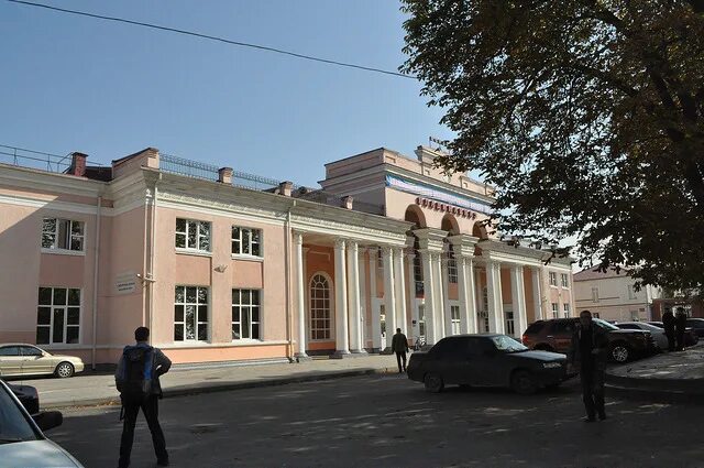 Ж д вокзал владикавказ фото Владикавказ путеводитель, как добраться, где остановиться и что посмотреть