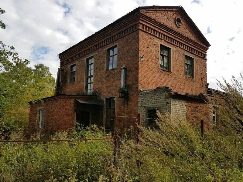 Дом в комсомольске ивановской области. Комсомольская Ивановская область. Поселок Комсомольск Ивановская область. Тауэр Комсомольск Ивановская. Улыбка Комсомольск Ивановская область.