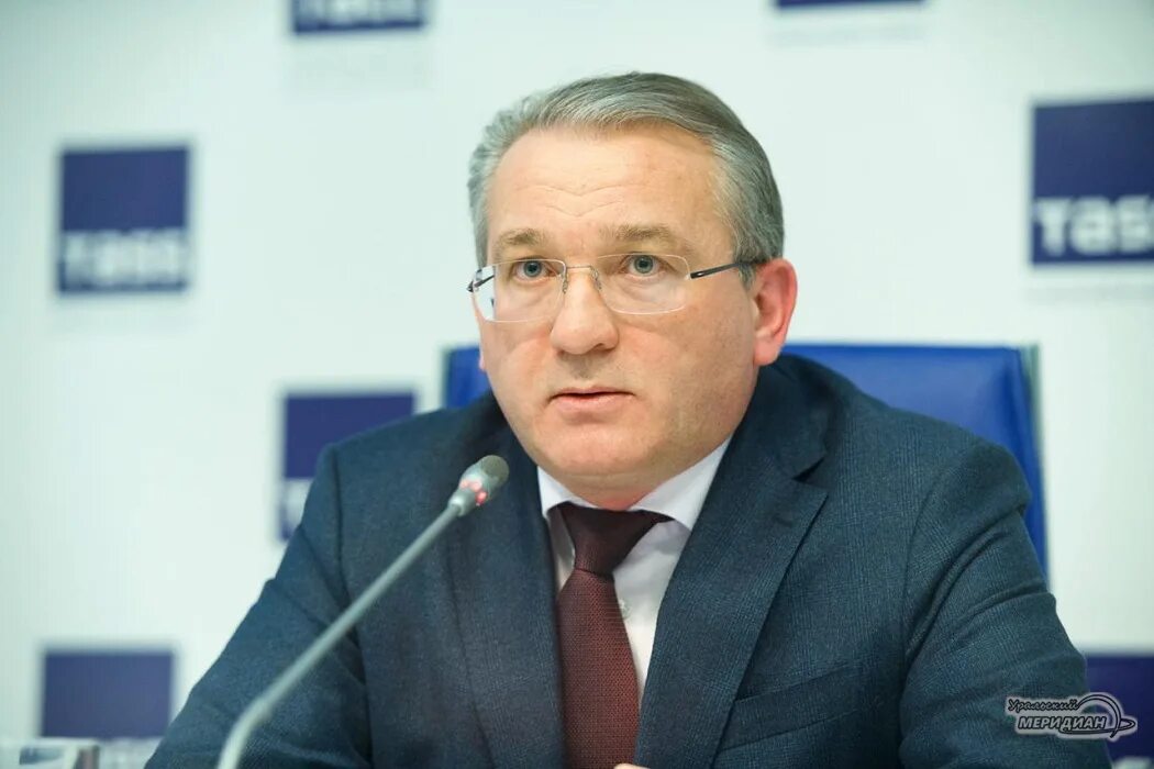 Глава среднеуральска ковальчик. Бикташев вениамин фахрутдинович. Александр анатольевич ковальчик среднеуральск глава города. Зашляпин андрей аркадьевич. Андрей зашляпин среднеуральск.