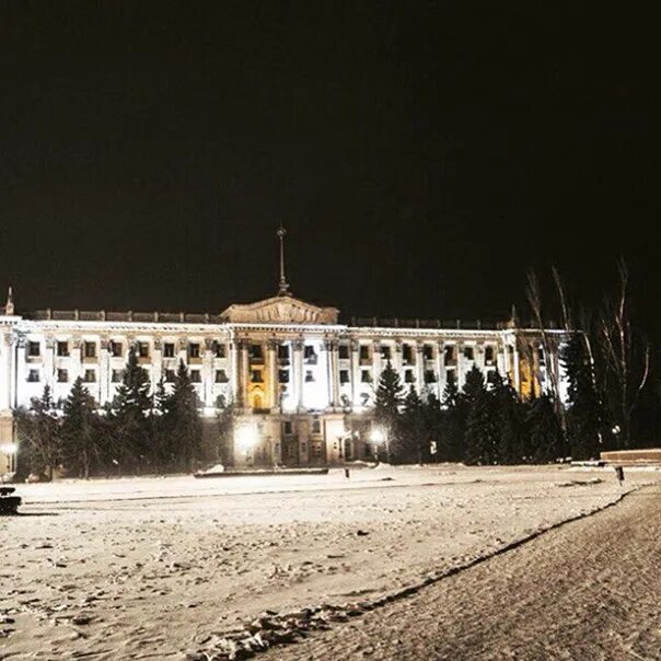 Фото Николаевской городской администрации Украина.. Николаевский городской сайт