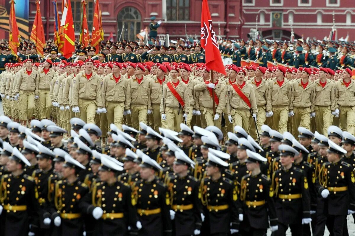 Сколько проходит парад. Виктори дэй в россии. парад 9 мая. день победы парад. парад победы в москве.