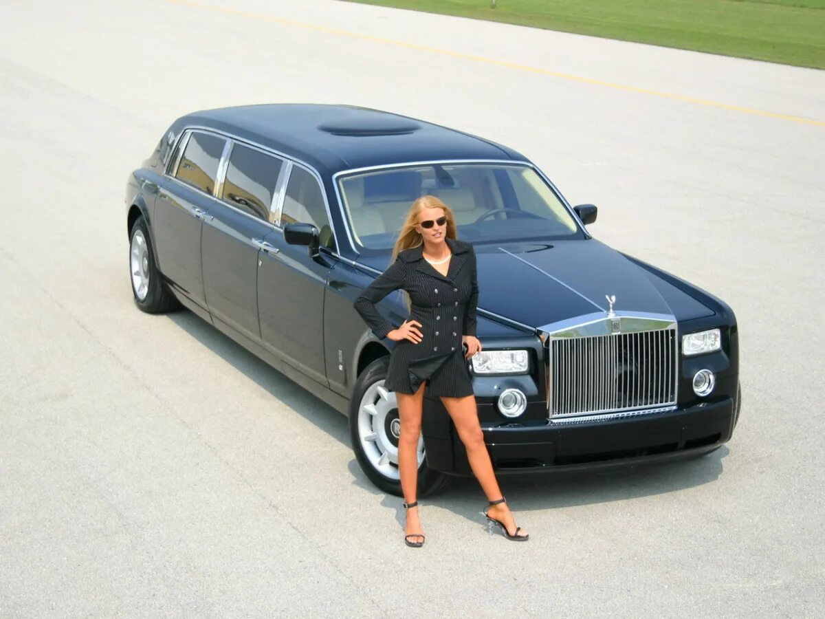 Rolls Royce Phantom лимузин. Юля гаврилина Роллс Ройс. Роллс Ройс 2004. Роллс Ройс Фантом 2004. Найками роллс