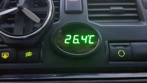 Часы на панель приоры