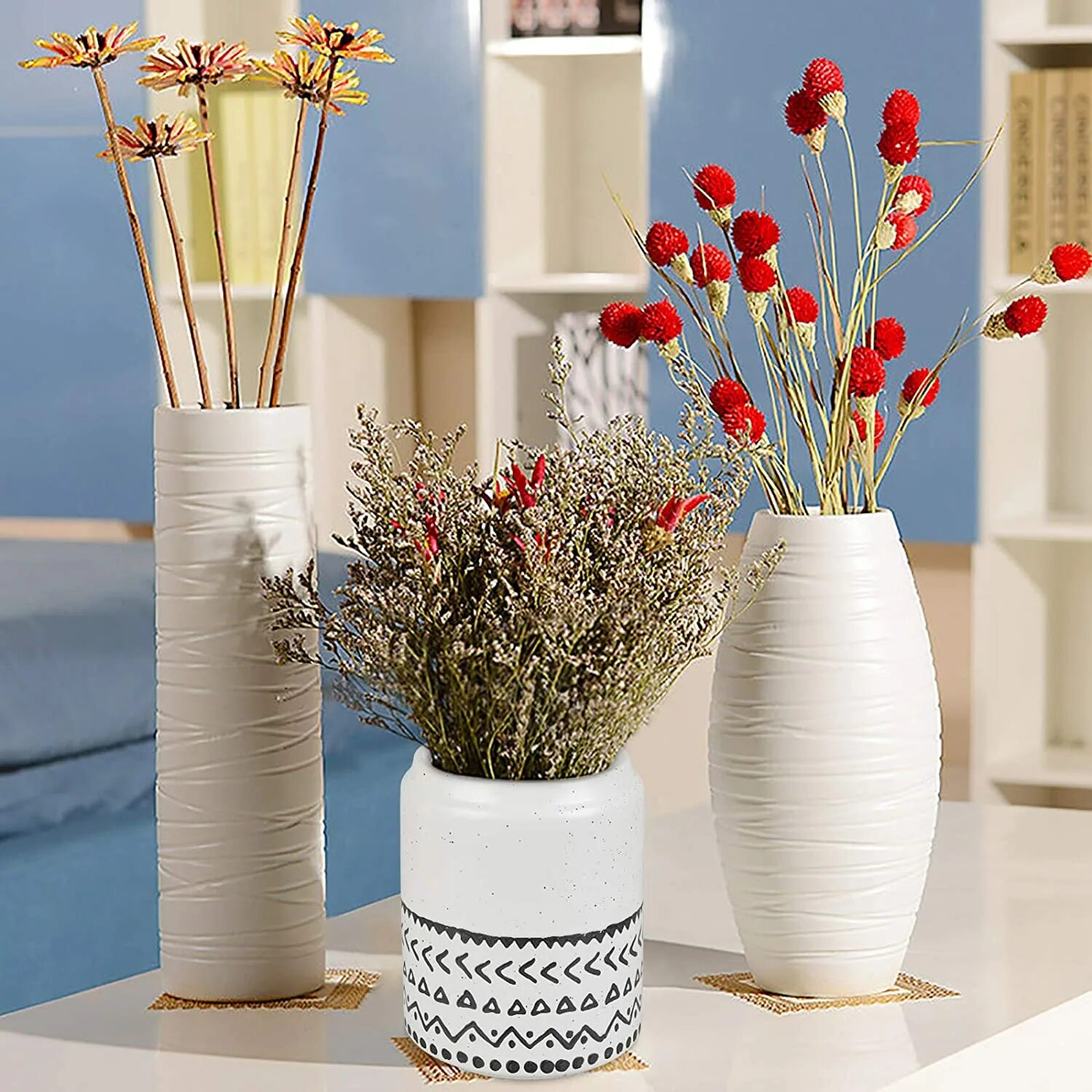 Что кроме цветов можно поставить в вазу. Интерьерные вазы. Вазы в интерьере. Стильные вазы для цветов. Современные вазы для интерьера.