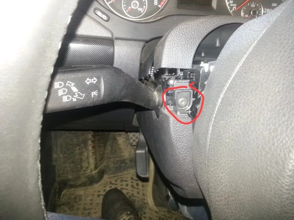 Круиз контроль не включается причины. Круиз контроль volkswagen polo как включить. установка круиз контроля jetta 5 2010г. снять блок круиз контроля джетта 5. круиз контроль на механике как работает.