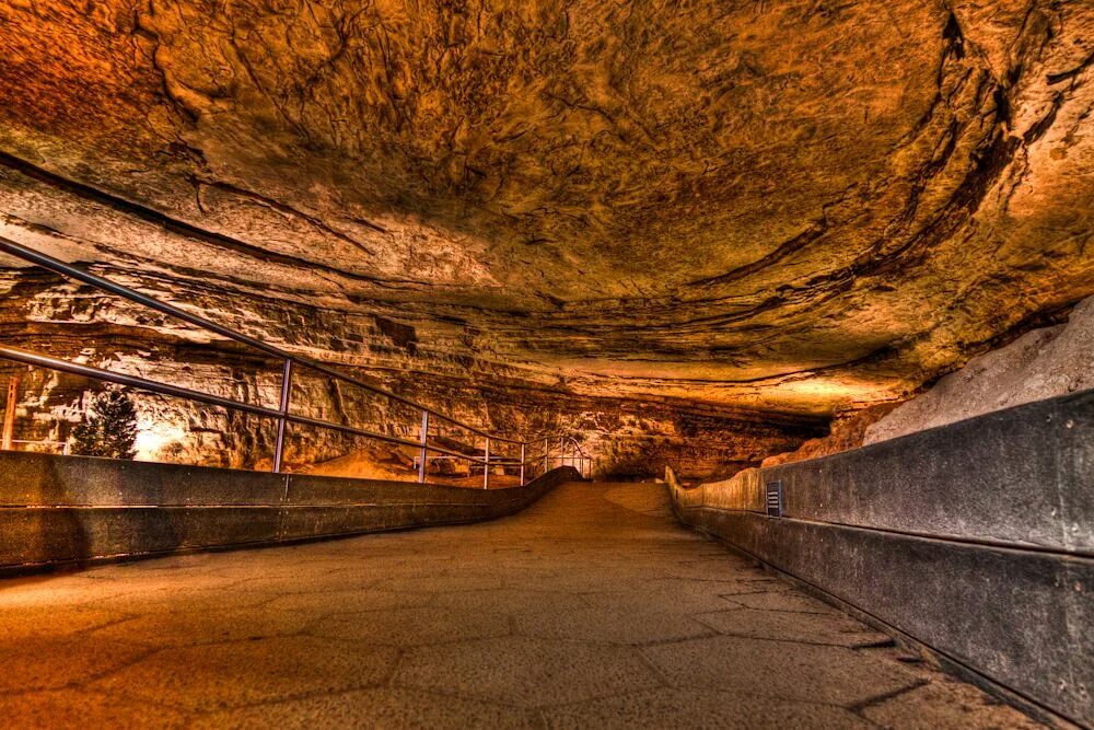 5 км под землей. Флинт Мамонтова пещера. Национальный парк Мамонтова пещера. Мамонтова пещера США. Национальный парк Мамонтова пещера США.