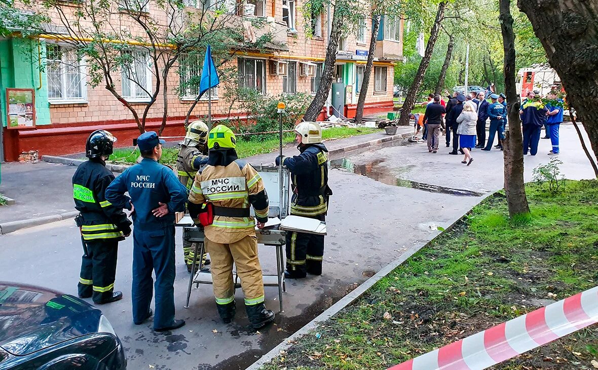 Хлопки на улице. Жилой дом на Нагорной улице хлопок газа. МЧС хлопок газа.