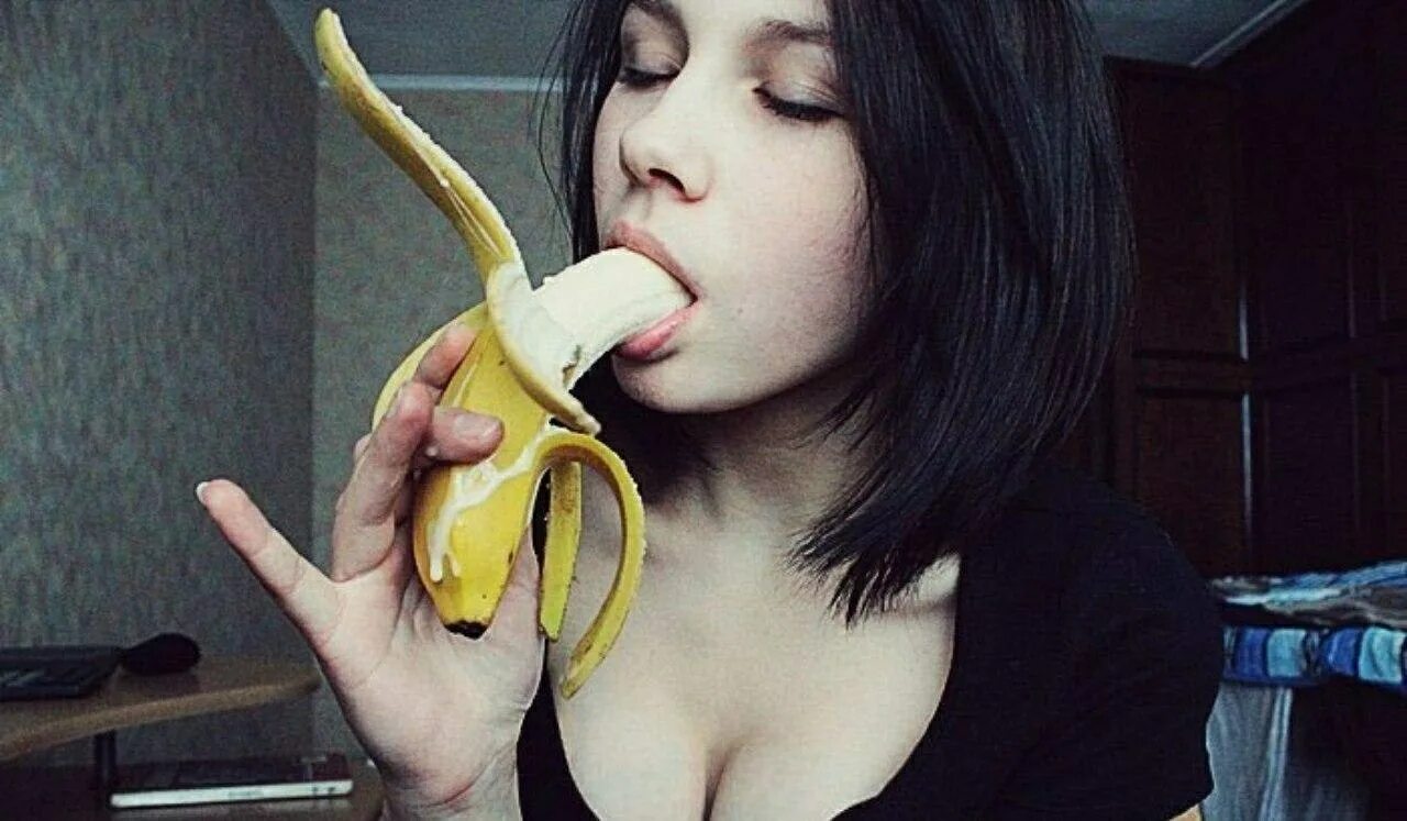 Грудастую в горло