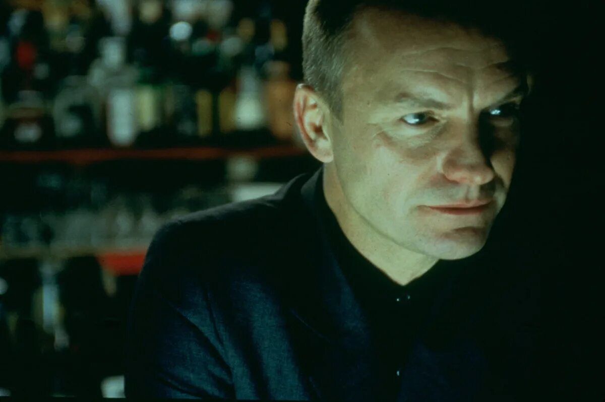 Карты деньги два ствола трейлер. Карты, деньги, два ствола фильм 1998. стинг карты деньги два ствола. декстер флетчер карты деньги два ствола. джейсон флеминг карты деньги два ствола.