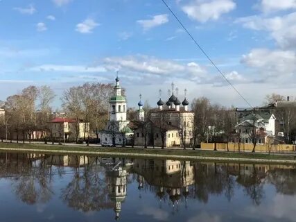 На реке вологде стоит город