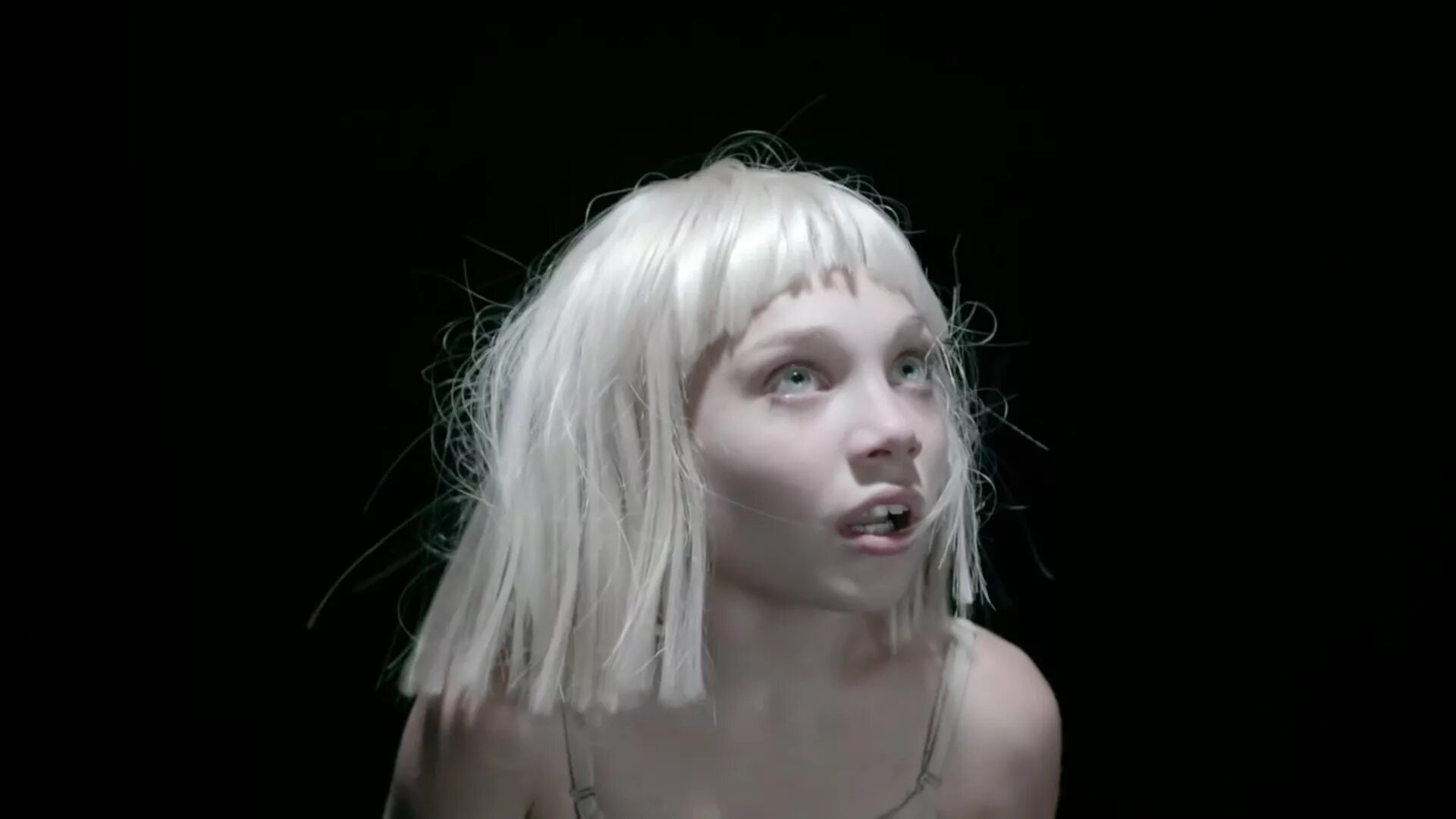 Мэдди Зиглер и сиа. Sia 1995. Maddie Ziegler сиа. Sia Мэдди. Che sia