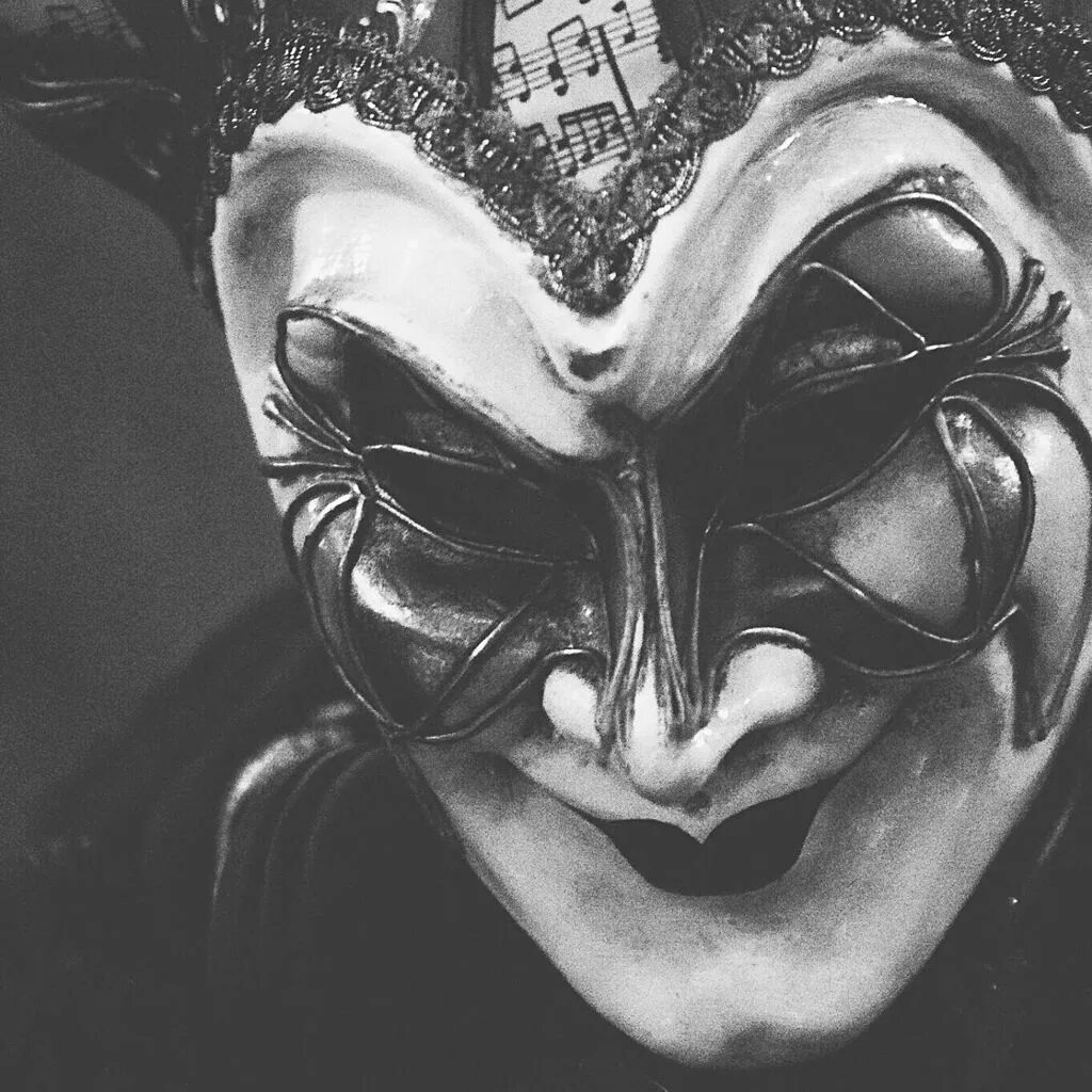 Boris brejcha joker. Венецианская маска boris brejcha. Boris brejcha маска. Boris brejcha обои. Венецианская маска бориса брейча.