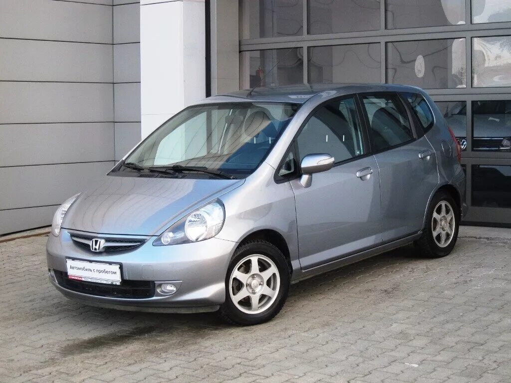 Honda Jazz 2008. Honda Jazz 1.5 2008. Хонда джаз 2008 Рестайлинг. Хонда джаз 2008 серебристый.