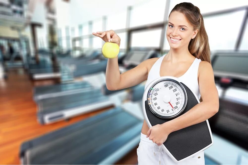 Weight fit. Фитнес похудение. фитнес зож. девушка с весами. weight loss фитнес.